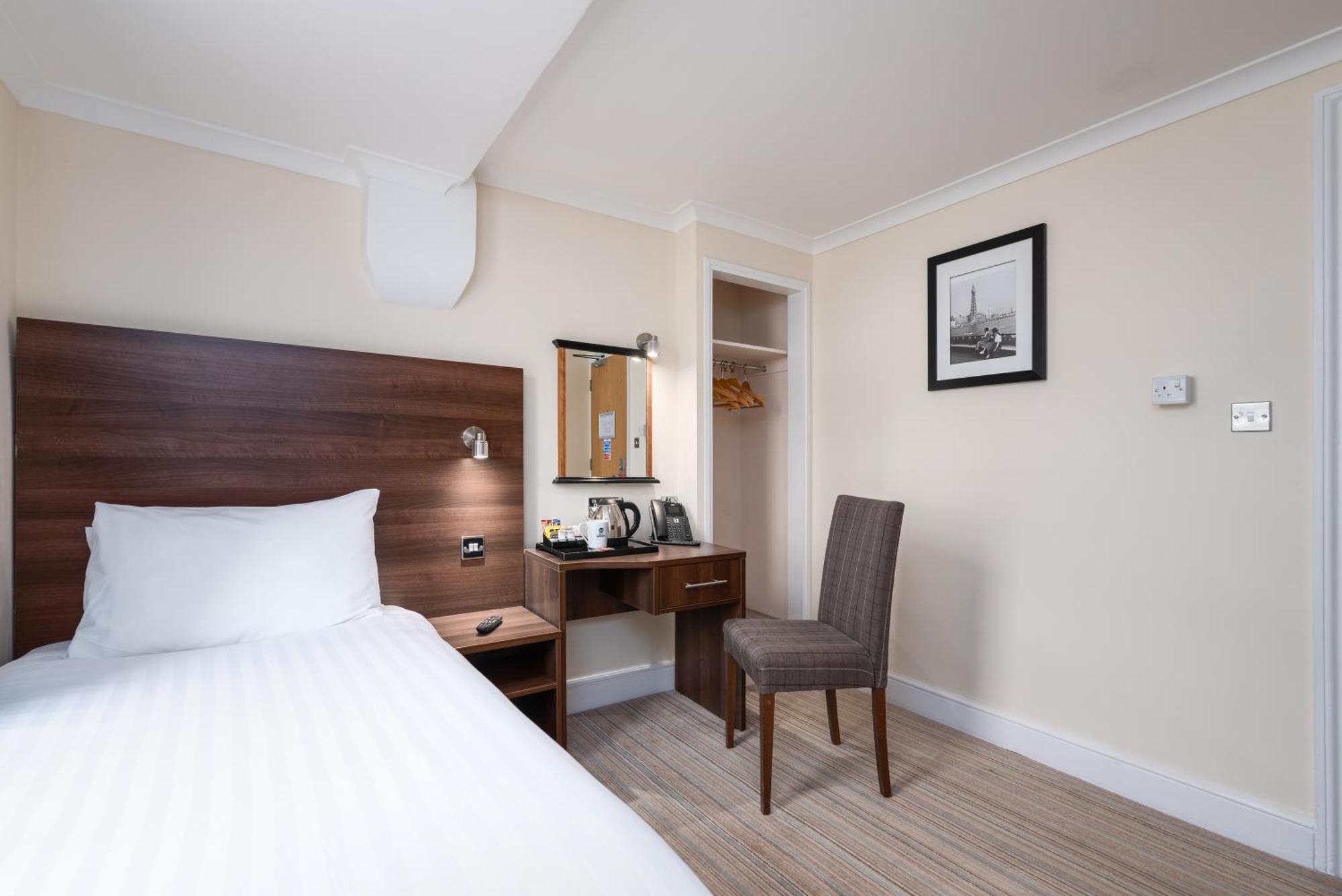 Best Western Carlton Hotel Blackpool Szoba fotó